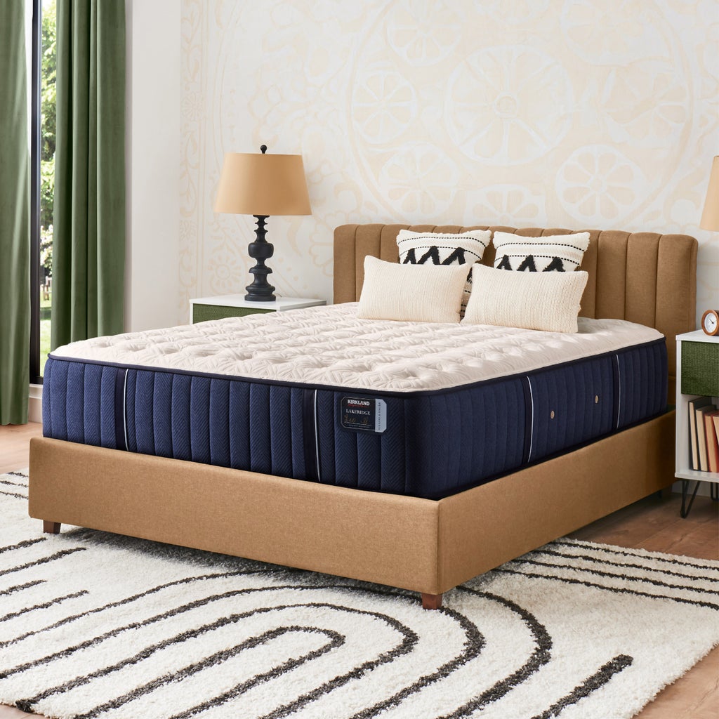 Kirkland Signature Stearns and Foster Lakeridge firm mattress