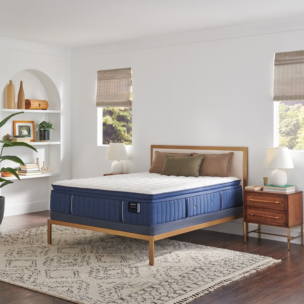 Kirkland Signature Stearns and Foster Lakeridge pillowtop mattress