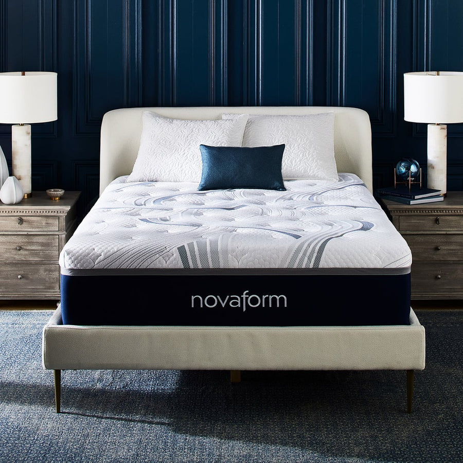 Novaform ComfortGrande Plus Advanced 14 in. Gel Memory Foam Queen Mattress